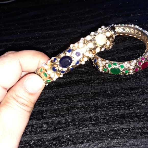 Bangles - Picture 2 of 8